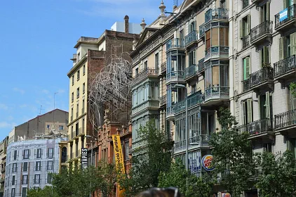 Passeig de Gracia, budget solo barcelona 3 days trip