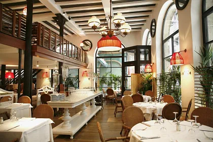 La Fonda image